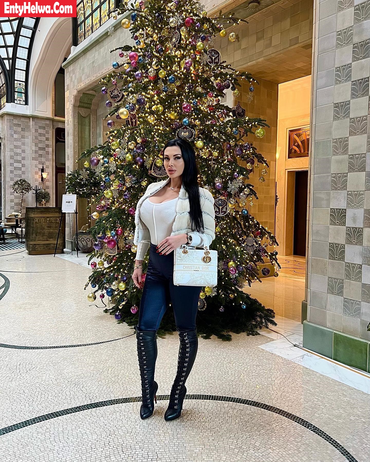 Aletta Ocean — créatrice MYM / OnlyFans