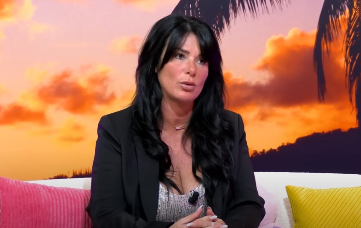 Cecile Mapr — créatrice MYM / OnlyFans