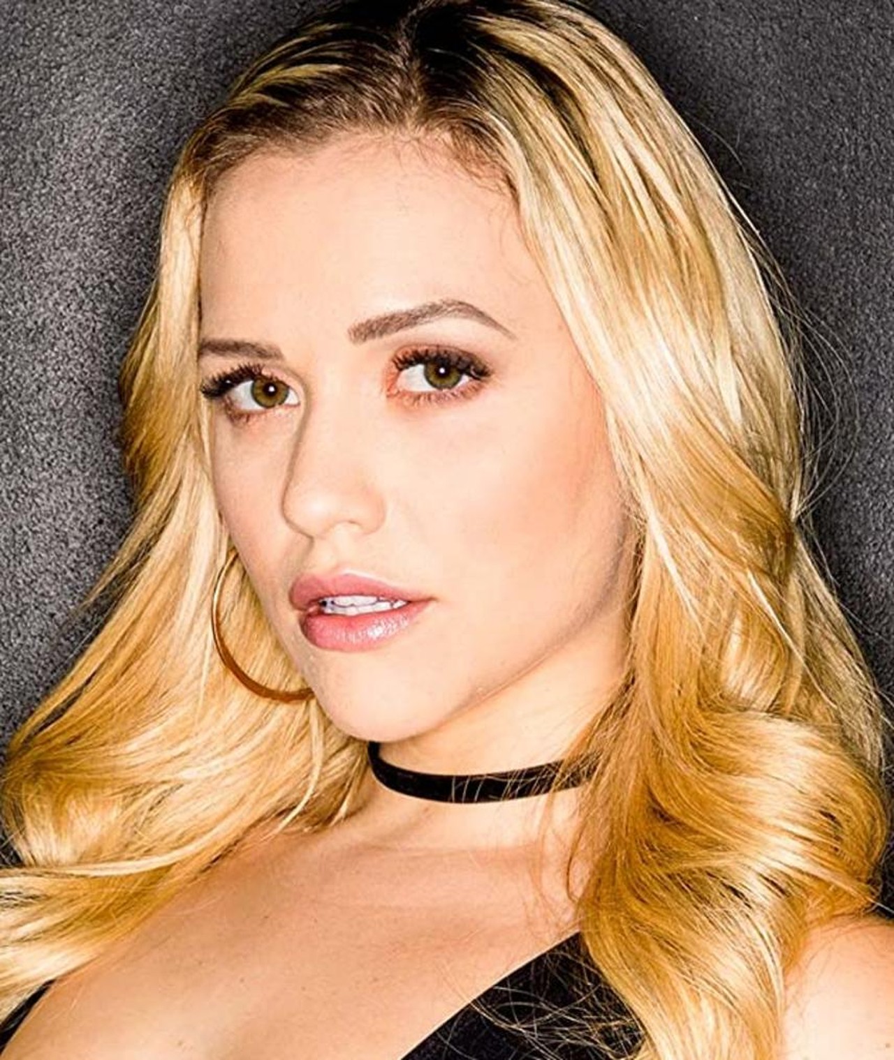 Mia Malkova MYM OnlyFans — profil officiel